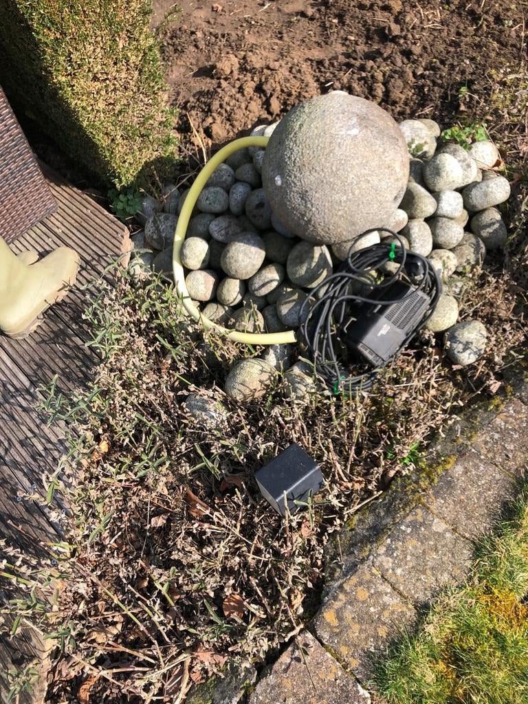 Fontaine de jardin, Enlèvement