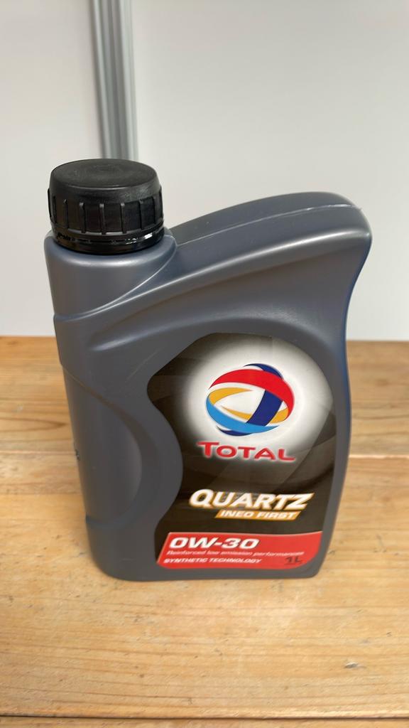 Huile moteur Quartz New, Autos : Divers, Enlèvement ou Envoi