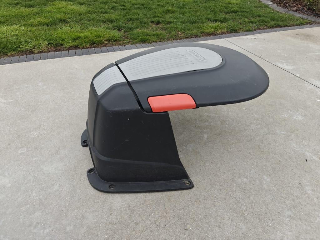 Garage robotmaaier Gardena, Enlèvement