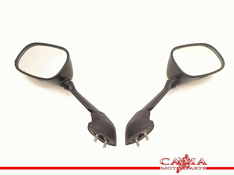 RETROVISEURS ( LA PAIRE ) YZF R6 2006-2007 (FZF-R6 2C0), Dhr. S. di Majo, Utilisé, Info@cama-motorparts.nl, P.J. Troelstraweg 8 8
3144 CX  MAASSLUIS, NL