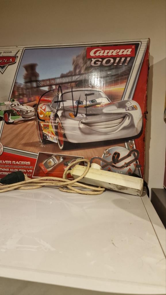 Jouet cars encore dans sa boîte d'origine