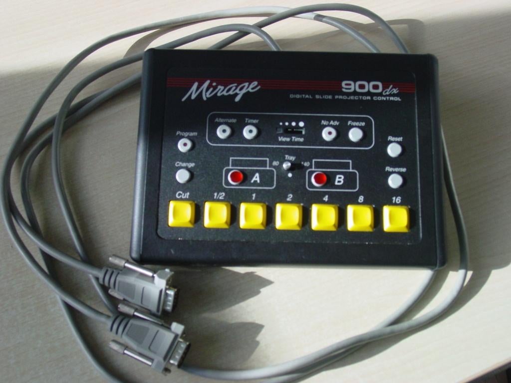Synchronisateur pour projecteurs diapositives, Enlèvement ou Envoi, Utilisé