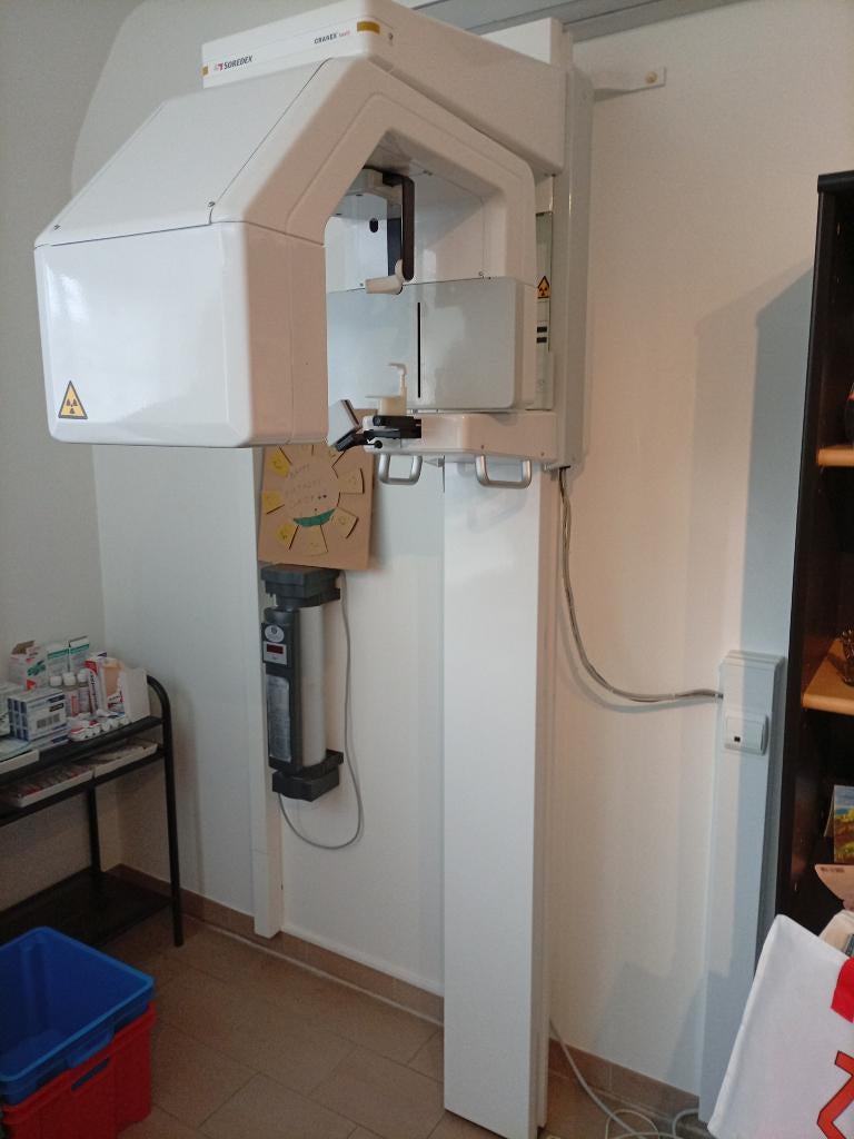 Équipement dentaire : idéal pour les dentistes débutants, Enlèvement, Comme neuf