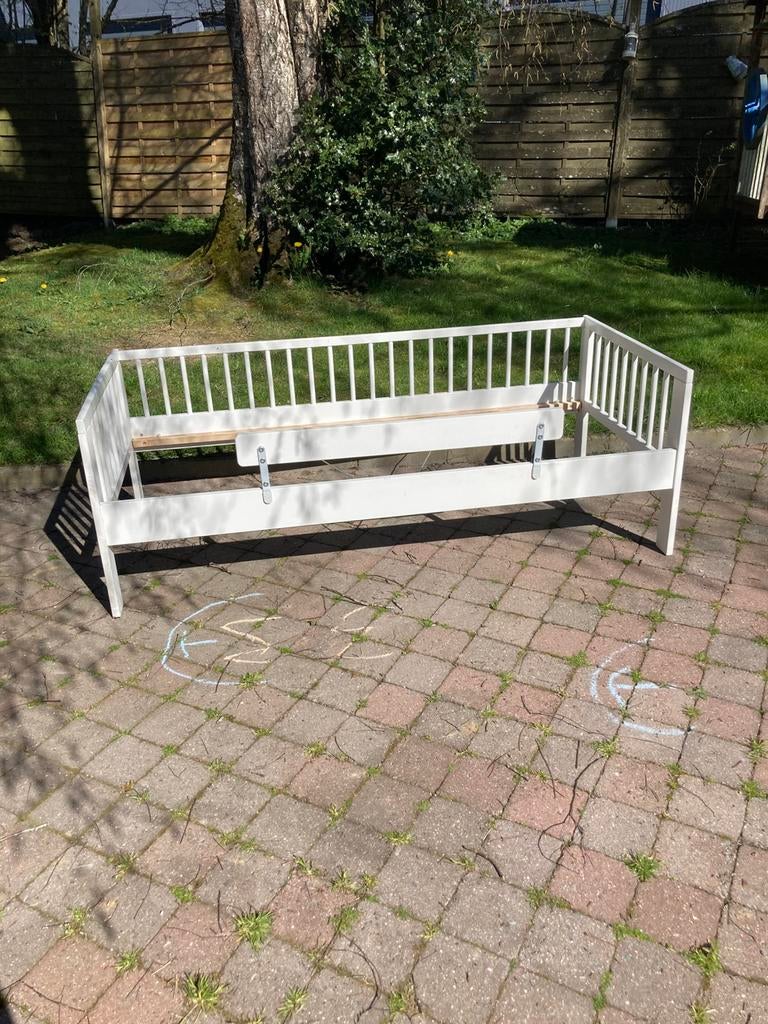 Cadre de lit, Enlèvement, Comme neuf