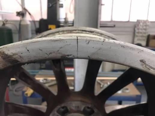 Réparation jante voiture fissuré griffer voiler liege, Autos : Pièces & Accessoires