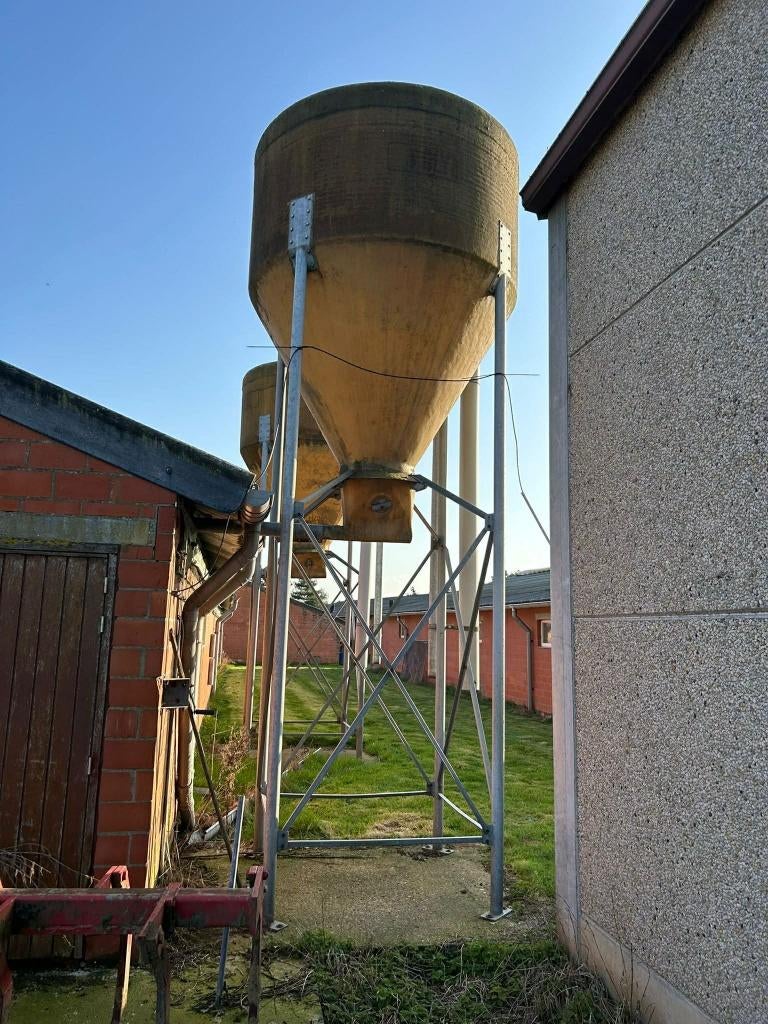 veevoedersilo, Enlèvement