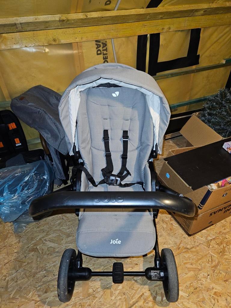 Poussette Joie, Enlèvement, Poussette