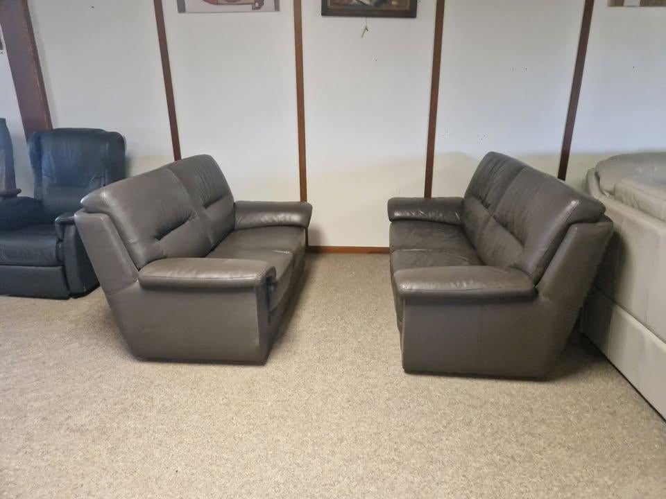 TAUPE BUFFELLEDEREN SALON 3 EN 2 ZIT, Ophalen, Gebruikt, Leer