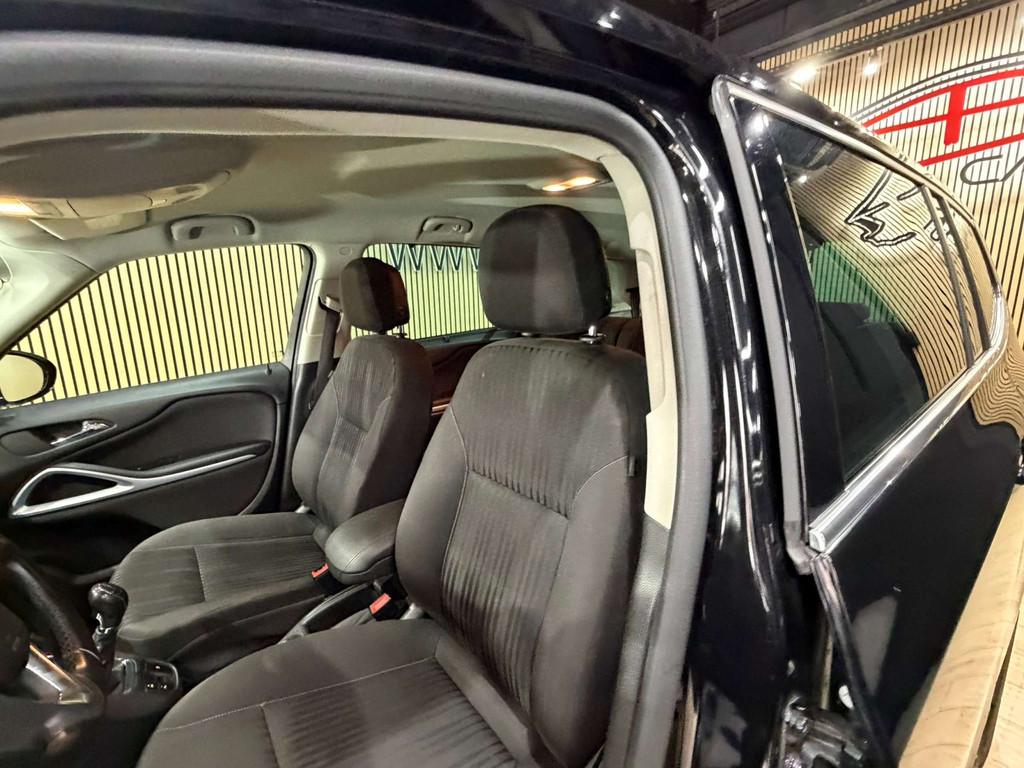 Opel Zafira 1.6 CDTi * 7 PLACES * GARANTIE 12 MOIS *, Auto's, 135 pk, Stof, Gebruikt, 4 cilinders