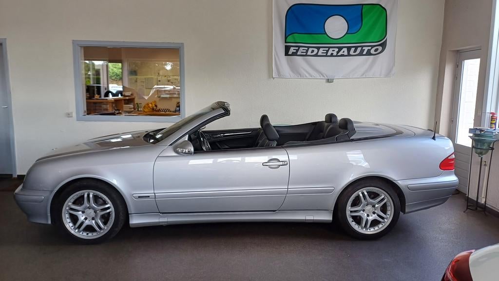 Mercedes-Benz CLK-Klasse 200 CLK 200 Kompressor Cabriolet Av, Autos, Cuir, Argent ou Gris, Achat, Entreprise