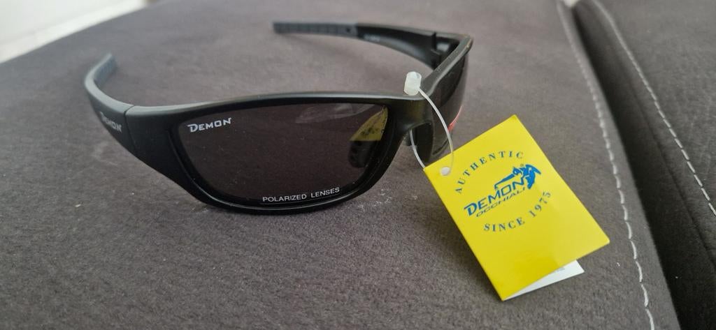 Nieuwe Demon sportzonnebril met TR90-frame en gepolariseerde, Ophalen, Zonnebril