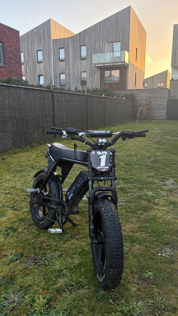 Custom fatbike (Ouxi c80) – Nieuwe motor/controller/display, Fietsen en Brommers, Ophalen, Zo goed als nieuw, 50 km per accu of meer