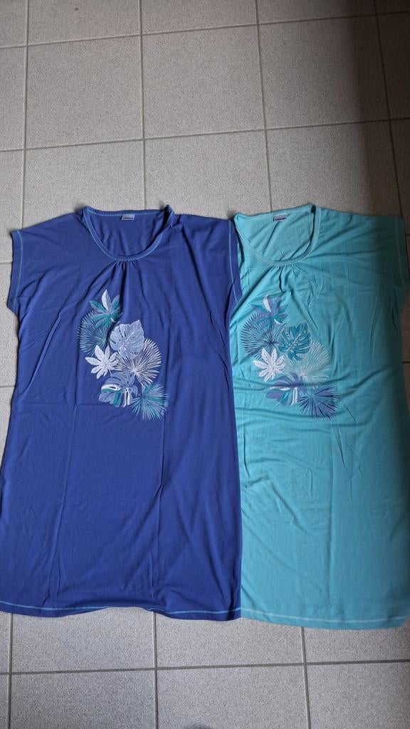 2 Nachthemden Damart Medium, Kleding | Dames, Pyjama's, Damart, Ophalen of Verzenden, Zo goed als nieuw, Maat 38/40 (M)