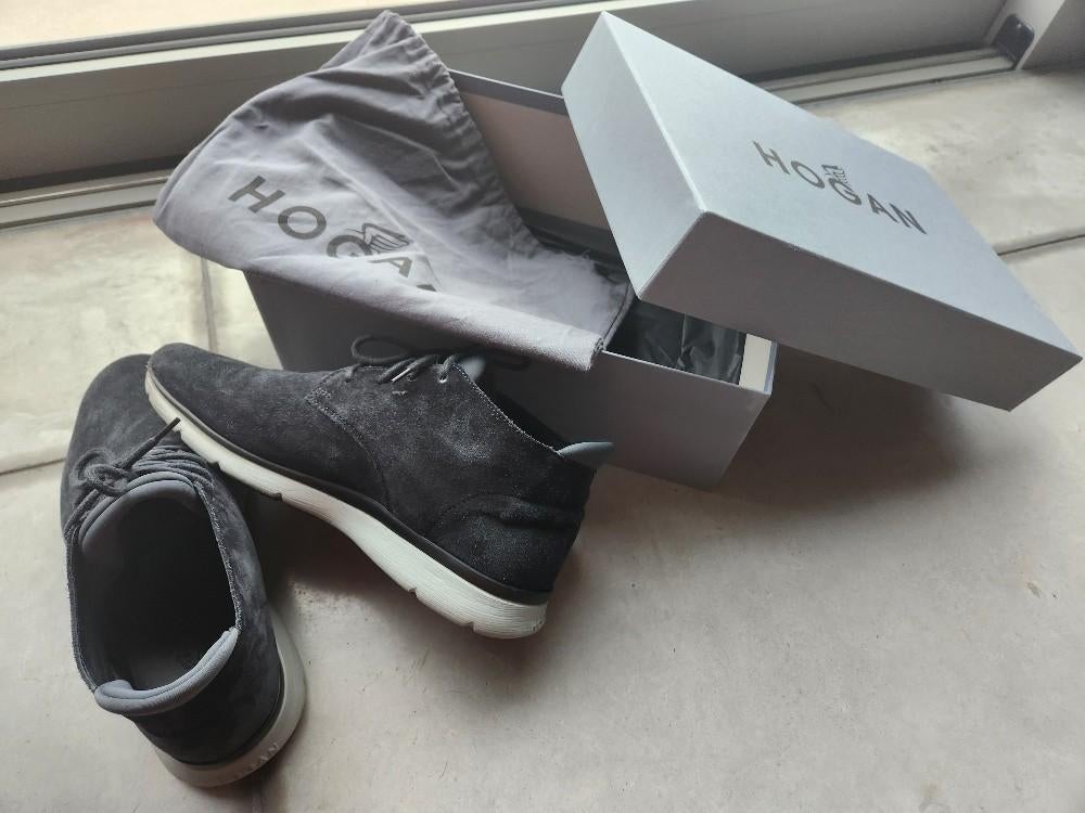 Magnifiques Hogans taille 8,5 - bleu foncé foncé, Enlèvement ou Envoi, Hogan, Chaussures à lacets, Comme neuf