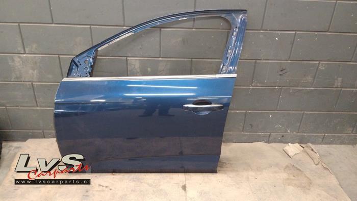 Portière 4portes avant gauche d'un Renault Megane, Autos : Pièces & Accessoires, Carrosserie & Tôlerie, Porte, Renault, Utilisé