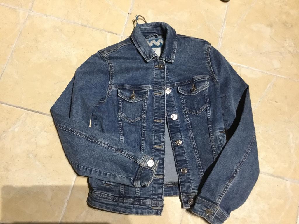 2 prachtige vestjes  maat XS  jeans /oud roze, Ophalen, Blauw, Nieuw, Jasje