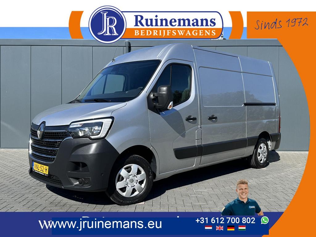 Renault Master T35 2.3 dCi 135 PK / L2H2 / 1e EIG. / TREKHAA, Argent ou Gris, Achat, 248 g/km, Diesel