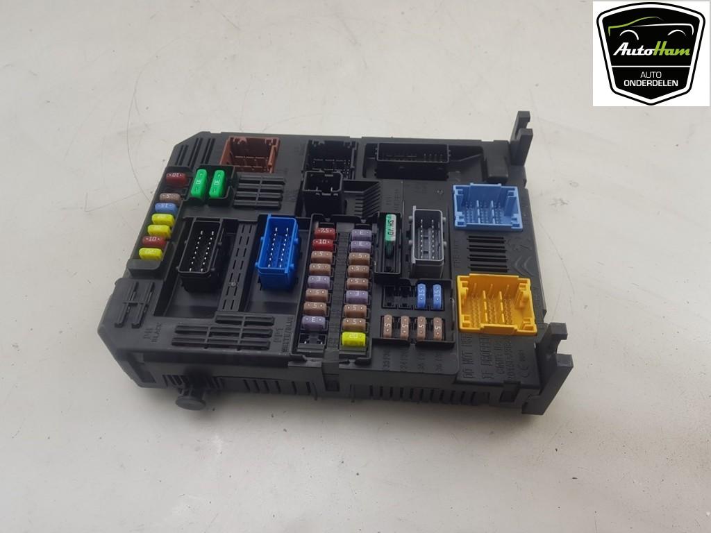 BOITIER FUSIBLES Fiat Doblo Cargo (01-2022/-) (|9845141280|), Utilisé, Fiat, Lisa.Scalzo@aptiv.com, Aptiv PLC