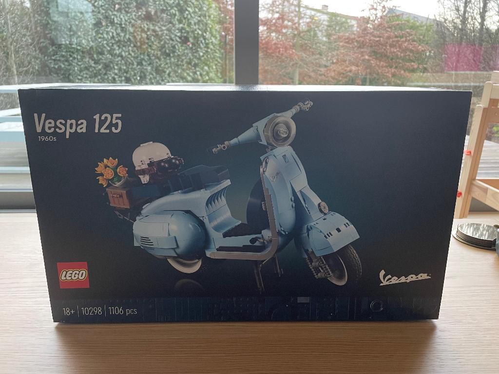 Lego 10298 - Vespa (MISB), Ophalen, Lego