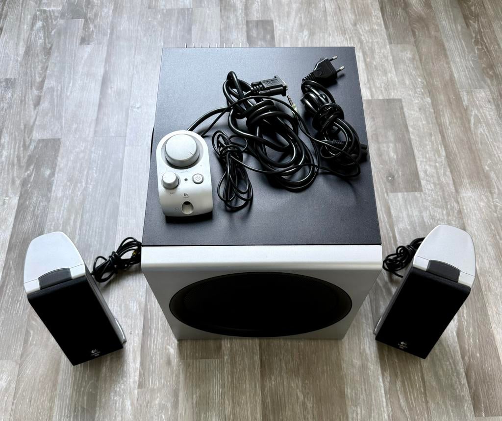 Enceintes pc puissantes, Ophalen of Verzenden, Zo goed als nieuw