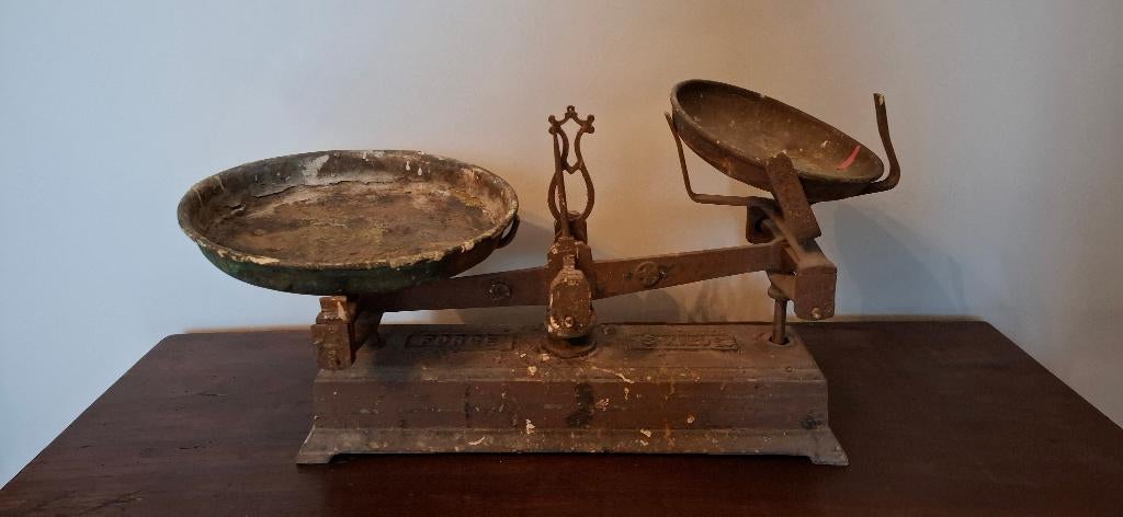 antieke weegschaal, Ophalen