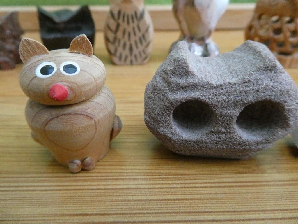 Set van 10 stuks houten en stenen uiltjes, aanbieding, Ophalen of Verzenden, Zo goed als nieuw, Dier