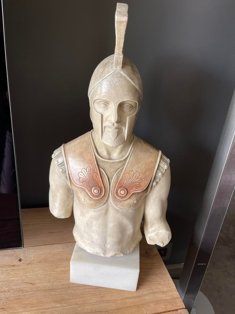 Buste décoratif représentant Achille, Enlèvement