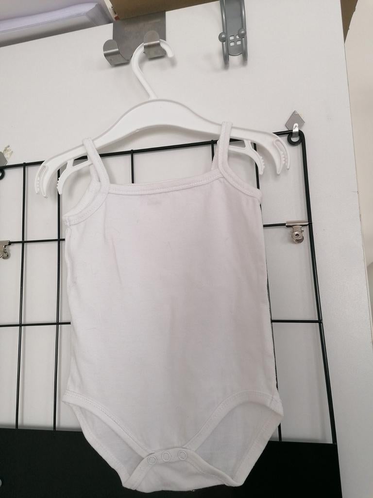 Romper voor 3 à 6 maanden, Kinderen en Baby's, Babykleding | Maat 62, Gebruikt, Meisje, Ophalen of Verzenden, Nacht- of Onderkleding