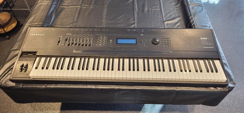 Kurzweil K2500X - 88 keys, Ophalen