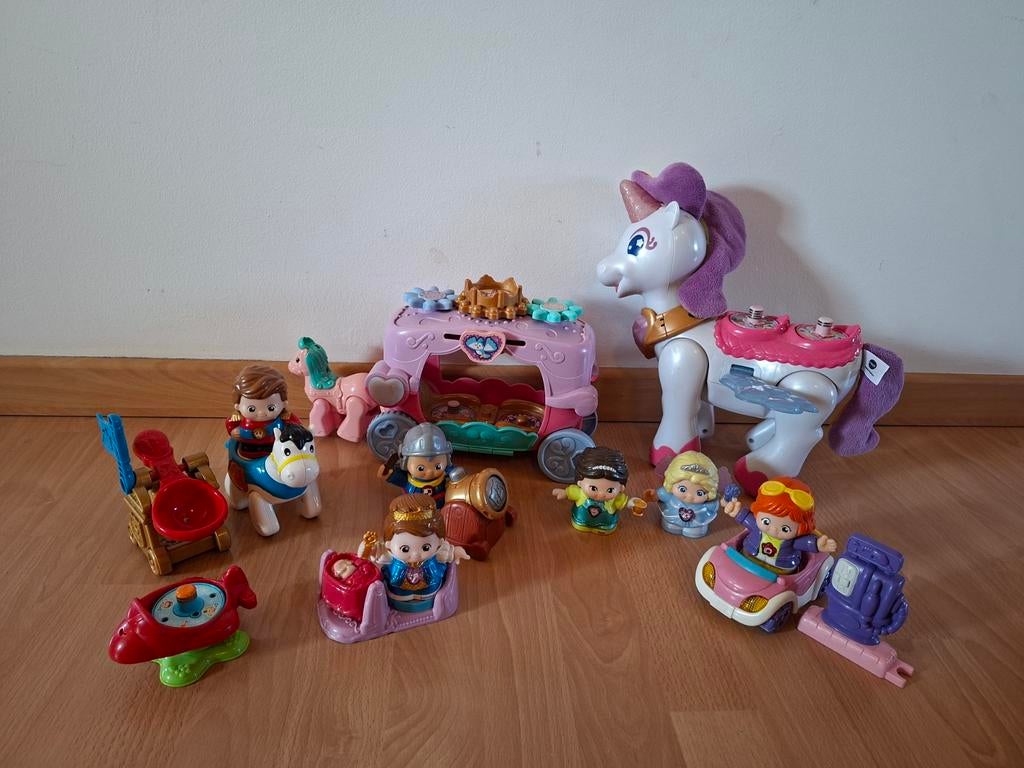 V tech set van 6 Tut Tut Buddies, Kinderen en Baby's, Speelgoed | Vtech, Ophalen