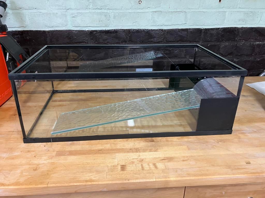 Aquarium voor schildpad met gedeelte voor filter, Dieren en Toebehoren, Ophalen, Gebruikt