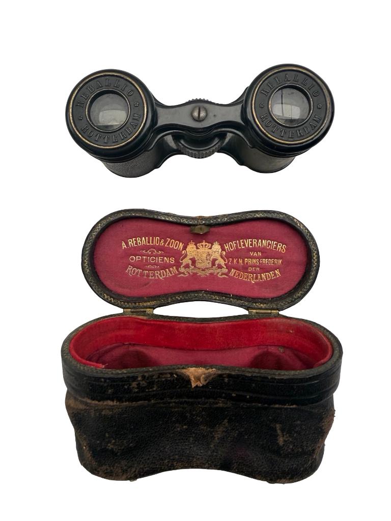 Jumelles anciennes A. Rebaillio & Zoon Rotterdam étui – XIXe