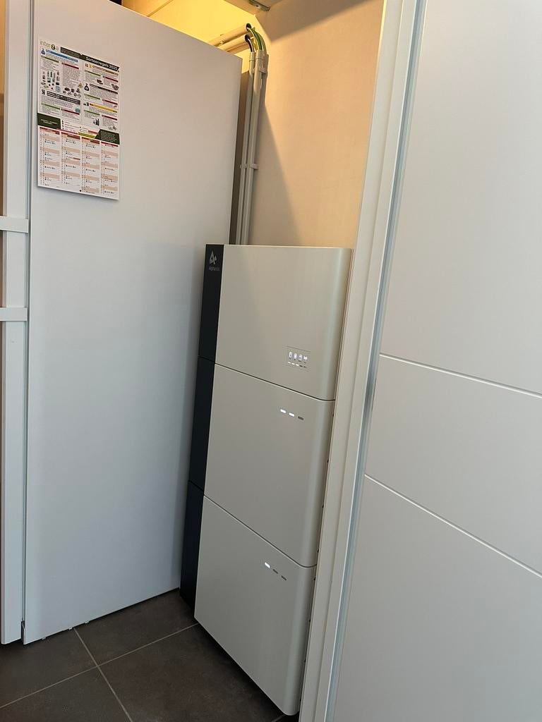 Alpha ESS thuisbatterijen, Doe-het-zelf en Bouw, Ophalen