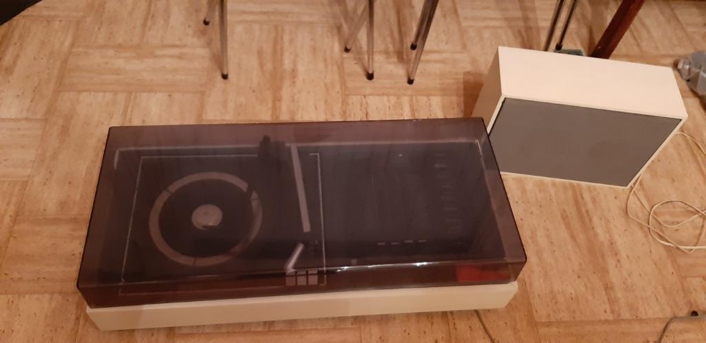 Philips platenspeler met Schneider versterker / mengpaneel, Audio, Tv en Foto, Platenspelers, Ophalen of Verzenden, Gebruikt, Platenspeler