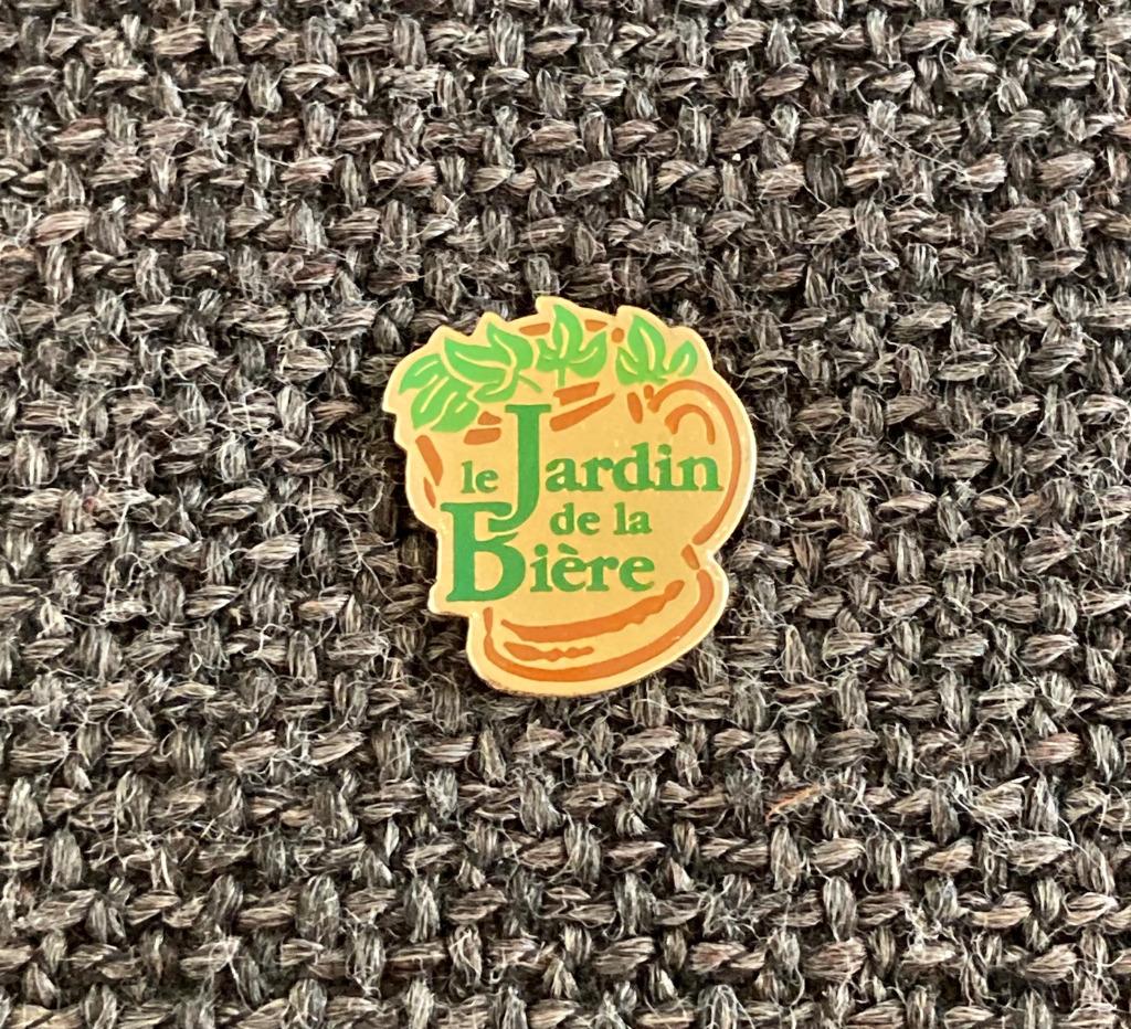 PIN - LE JARDIN DE LA BIÈRE, Collections, Envoi, Utilisé, Autres sujets/thèmes, Insigne ou Pin's