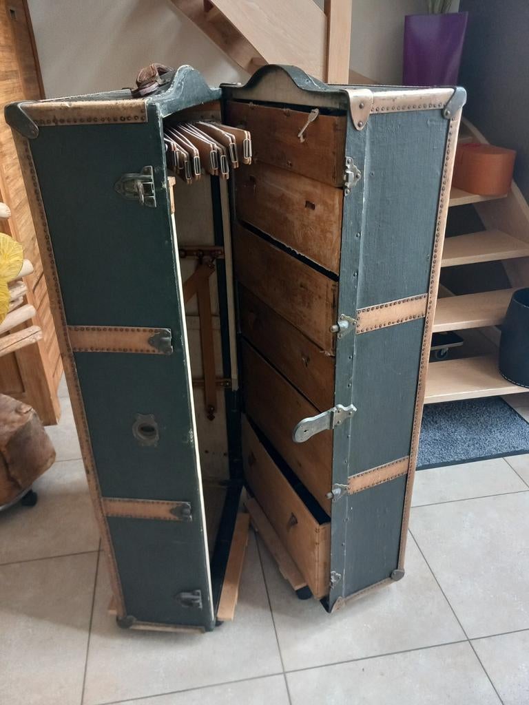 Malle de voyage OLD ENGLAND, Enlèvement, Comme neuf