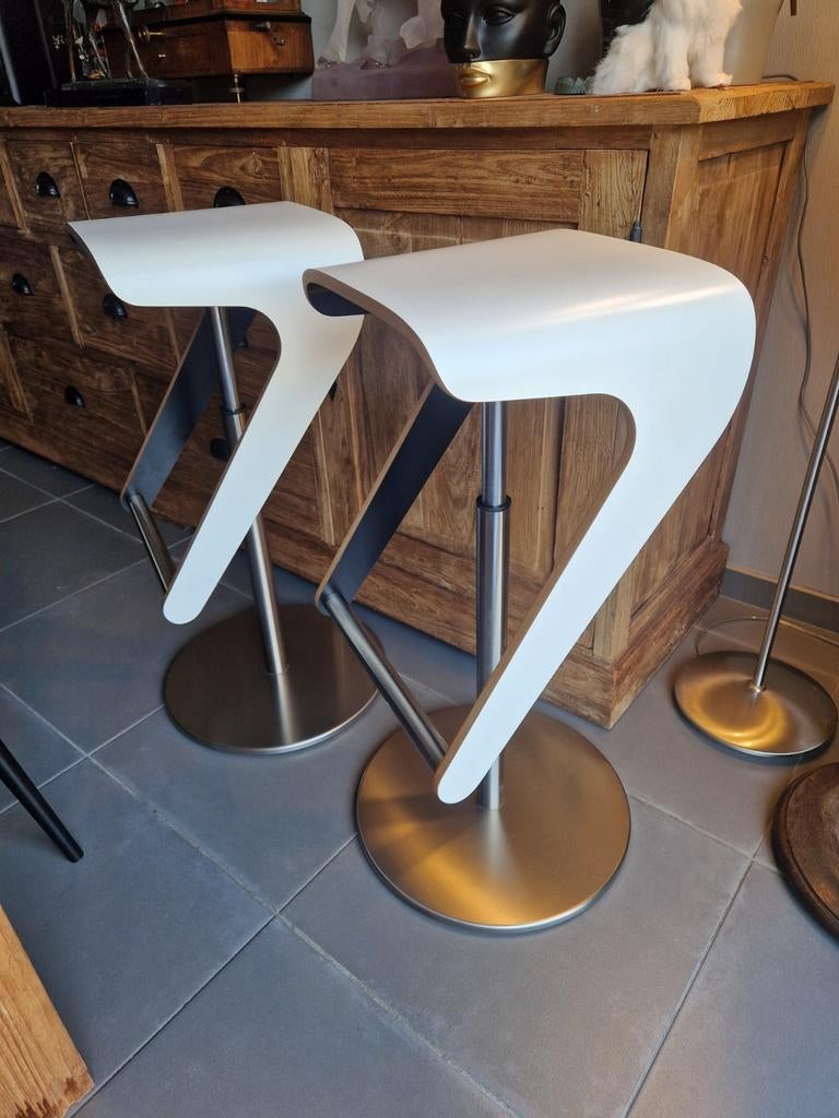 2x design barkruk Pedrali Woody, Huis en Inrichting, Ophalen, Zo goed als nieuw, In hoogte verstelbaar