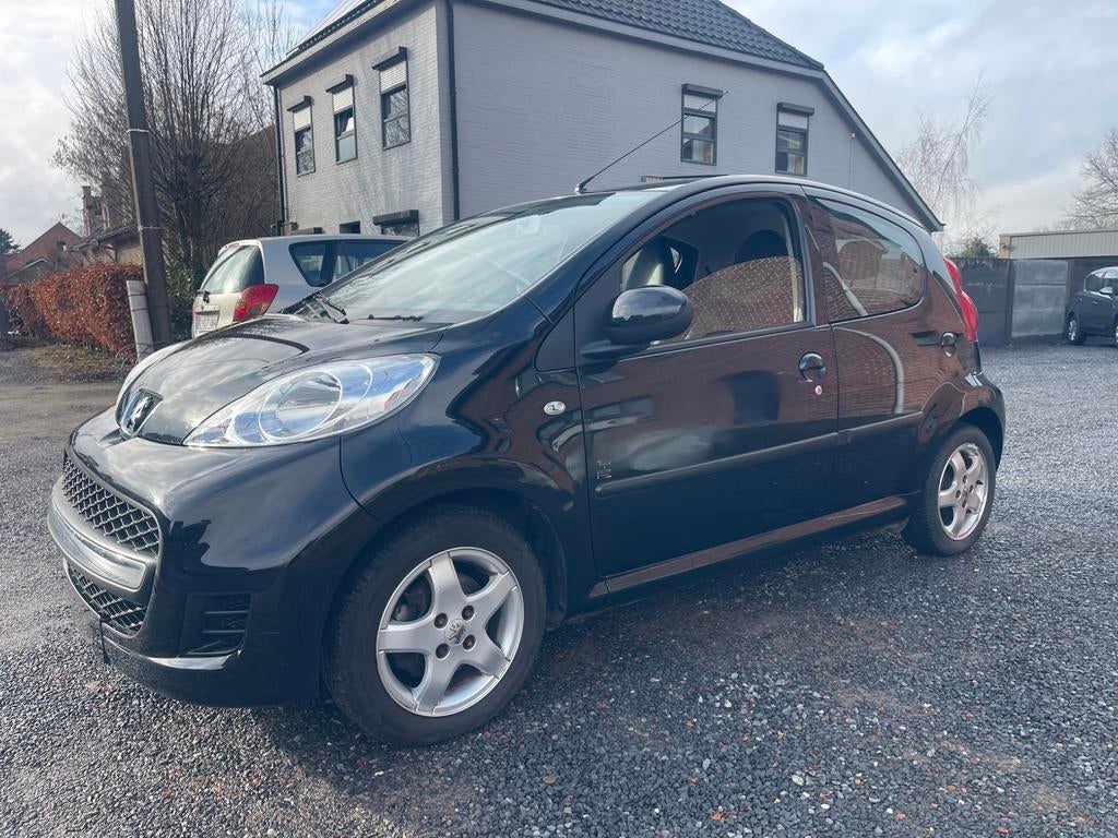 Peugeot 107 1.0i Benzine, Black&Silver,5 deurs,1e eigenaar.., Auto's, Peugeot, 4 zetels, 50 kW, Zwart, Leder