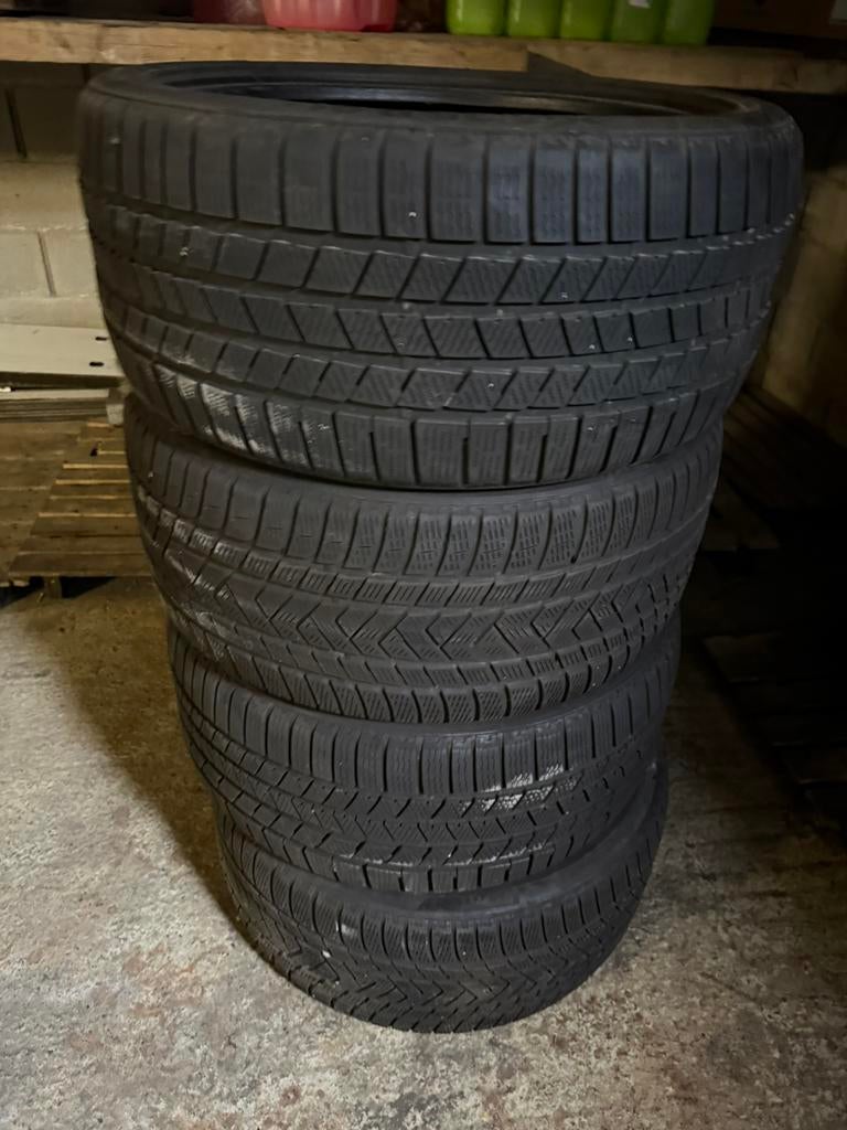 Pneus d'hiver 295/35R21, Enlèvement, Comme neuf