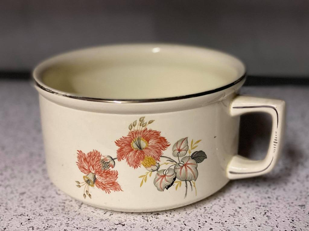 Porseleinen nachtpot/po St Amand, Ophalen of Verzenden