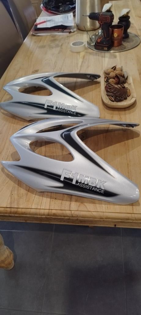 Faces avant MBK NITRO F1 Assistance origine !!, Vélos & Vélomoteurs, Enlèvement ou Envoi, Comme neuf