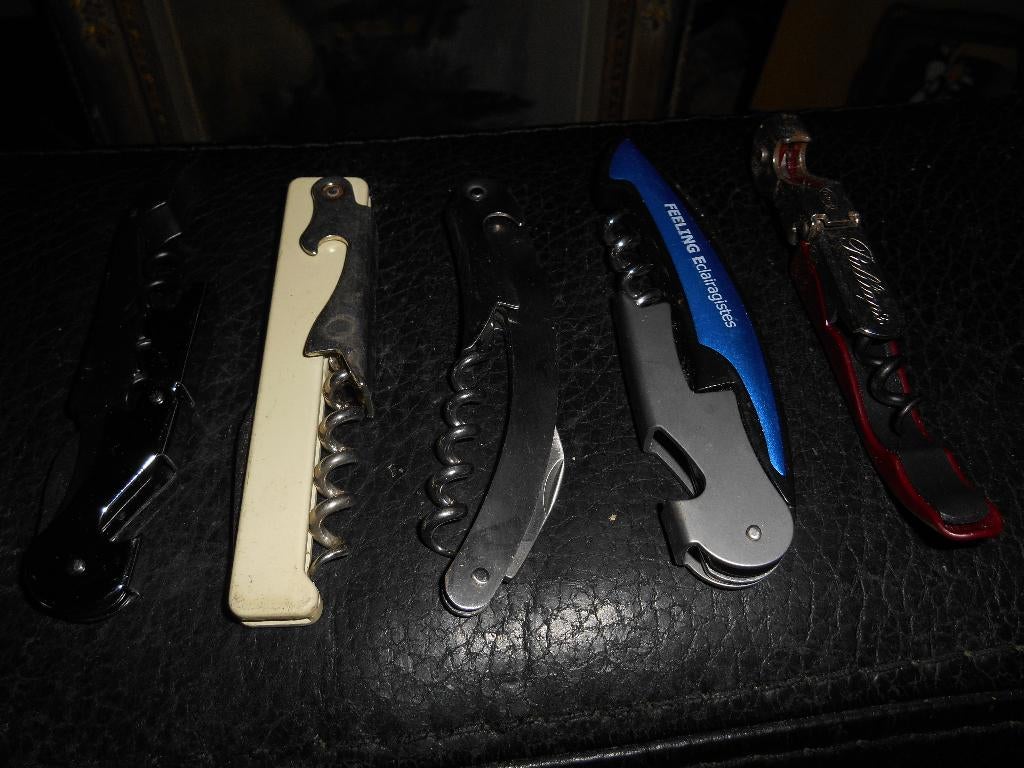 Lot de 5 Tire bouchons canif, Enlèvement ou Envoi