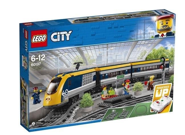 NEW SEALED LEGO City 60197 Passagierstrein, Kinderen en Baby's, Speelgoed | Duplo en Lego, Ophalen of Verzenden, Nieuw, Lego