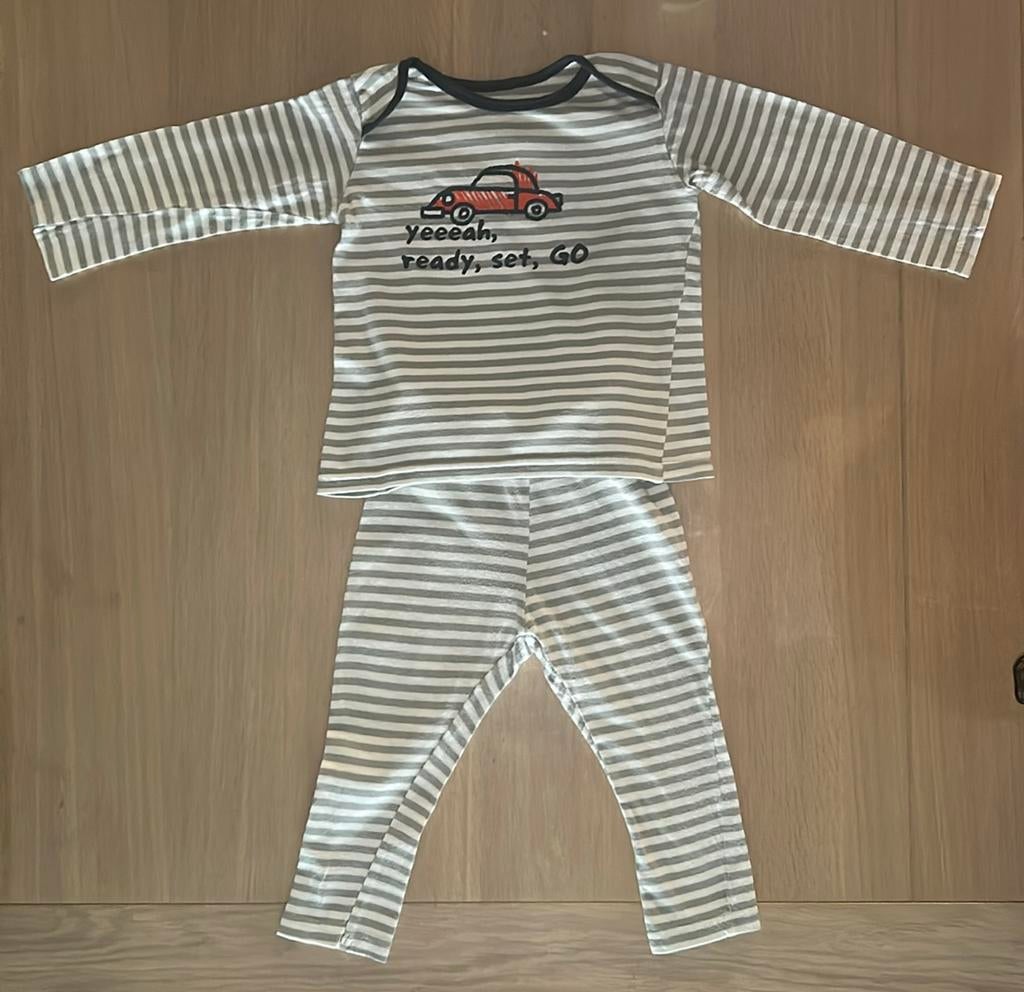🚗 Pyjama maat 74, Kinderen en Baby's, Babykleding | Maat 74, Nacht- of Onderkleding, Ophalen of Verzenden, Zo goed als nieuw