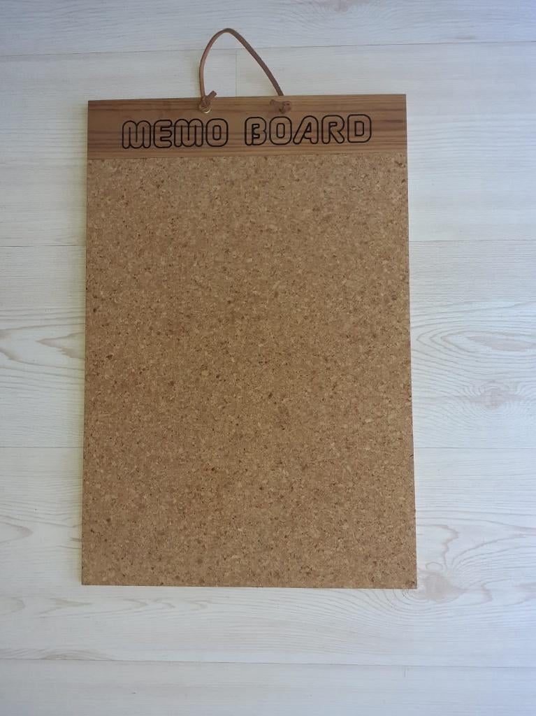 Kurken prikbord - memobord, Huis en Inrichting, Woonaccessoires | Memoborden, Ophalen of Verzenden, Gebruikt, Prikbord