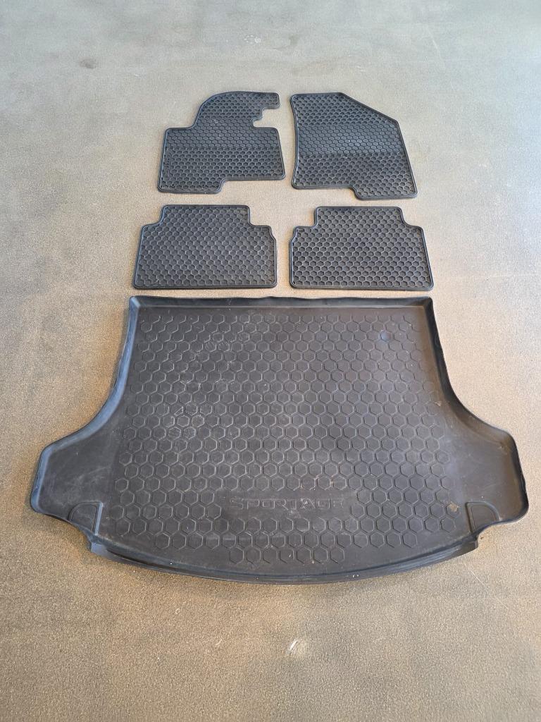 Kia Sportage Rubberen mattenset, Ophalen, Zo goed als nieuw