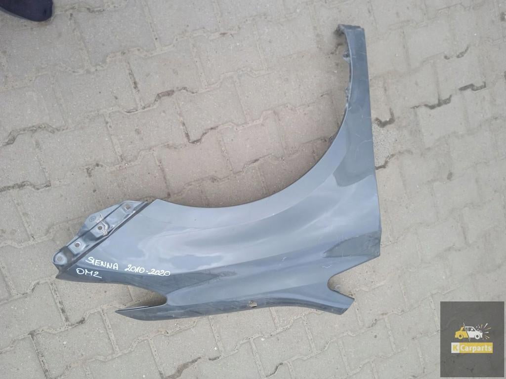 Toyota Sienna III 10 - aile droite, Info@toyota.co.jp, Toyota Motor Corporation, Toyota-Cho 1
471-8571  Toyota City, Toyota