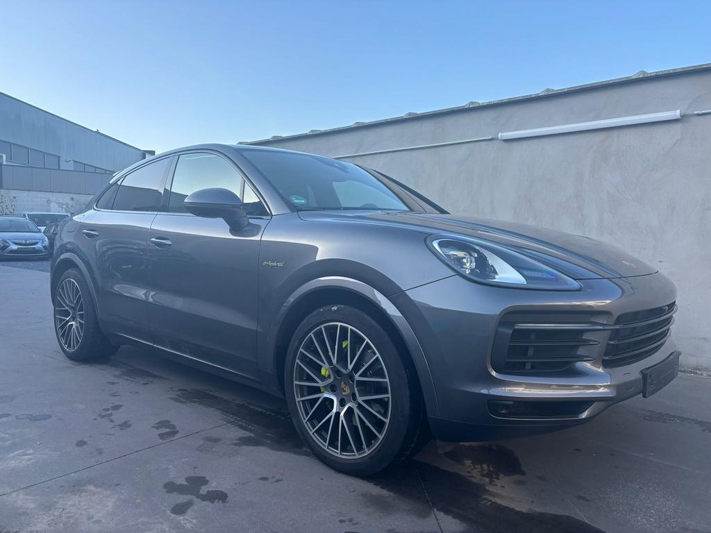 Porche cayenne e-hybride 3.0 benzine 63 000 km, Auto's, Porsche, Automaat, Cayenne, Zwart, Leder