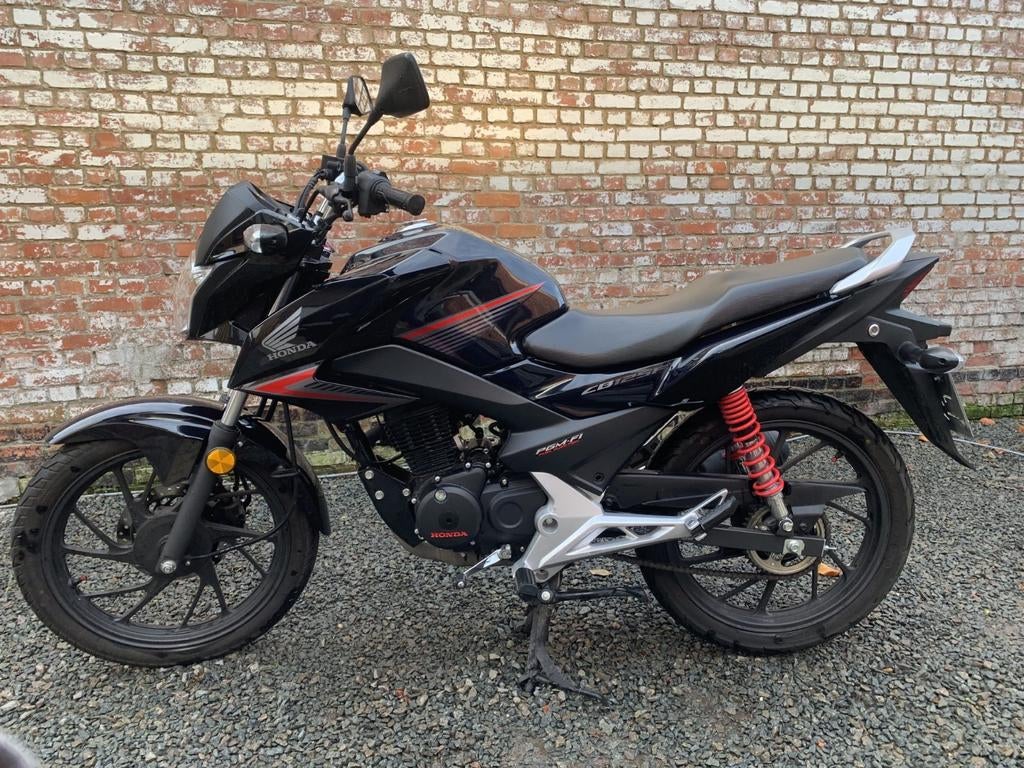 Honda cb125f, Motoren, Particulier, 125 cc, 1 cilinder