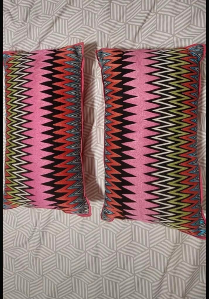 Coussins maisons du monde, Enlèvement ou Envoi, Comme neuf, Rose